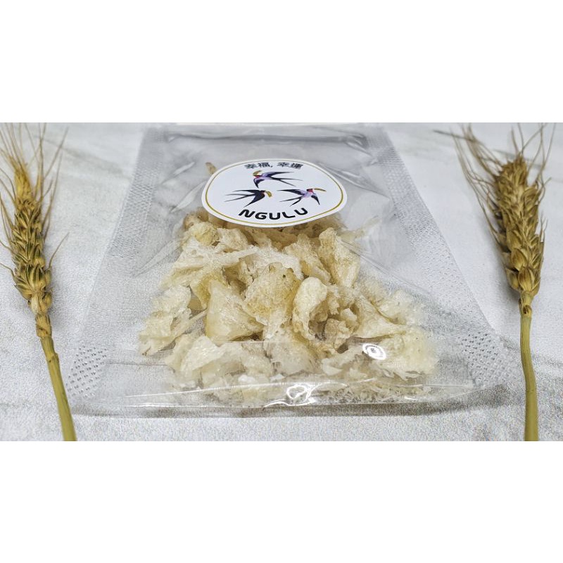 

Sarang Walet Kaki Tengah 100% asli..harga per 1 gr..minim beli 10gr