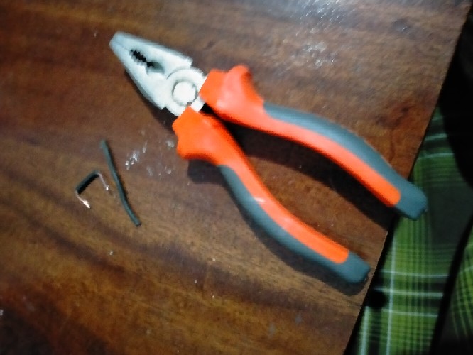 Camel Tang Listrik Kombinasi 6 Inch 1000v - 1000 Volt