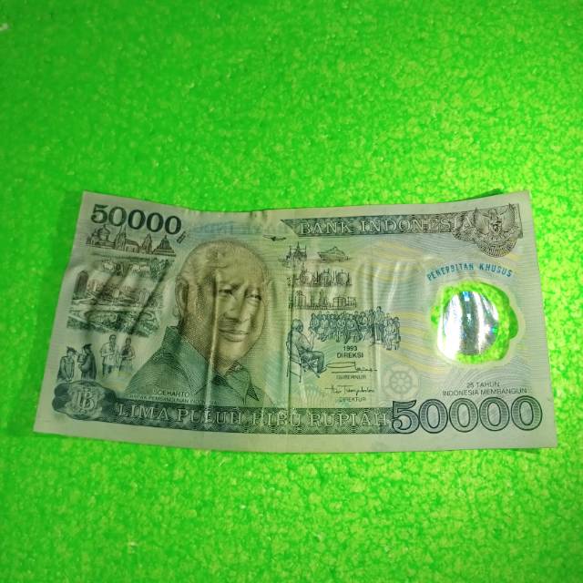 UM03 UANG KERTAS LAMA SUHARTO NOMINAL 50000 RUPIAH UANG TAHUN 1993