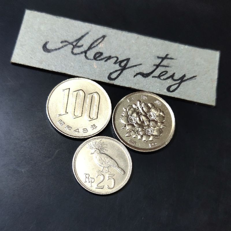 Koin asing 100 yen Jepang