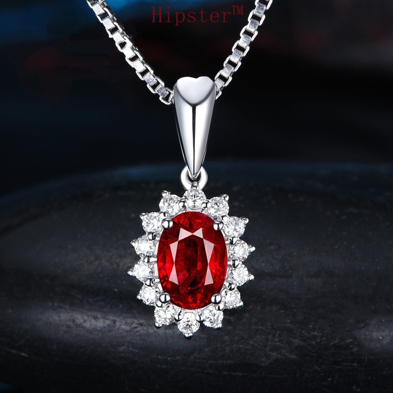 Fashion Elegance Retro Clavicle Chain Colored Gemstone Pendant