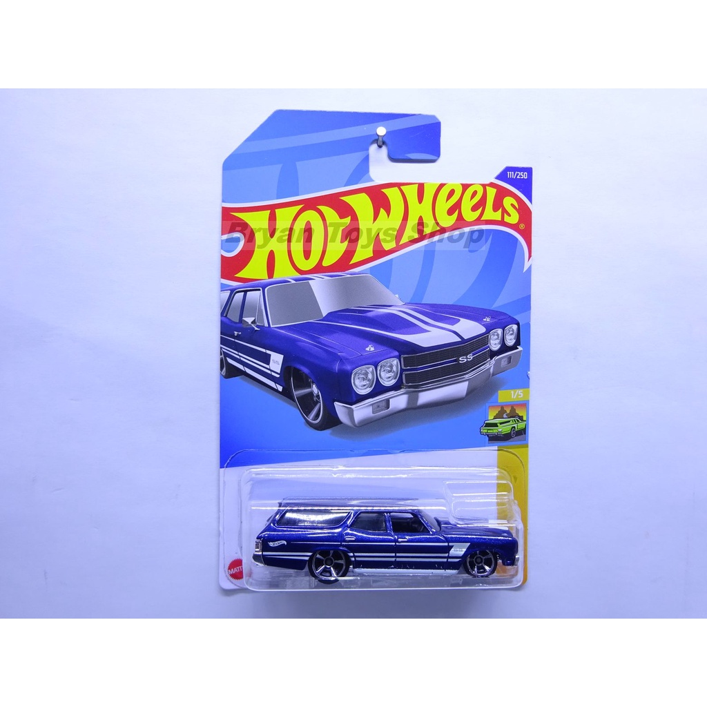 Hot Wheels 70 Chevelle SS Wagon Biru Strip Putih