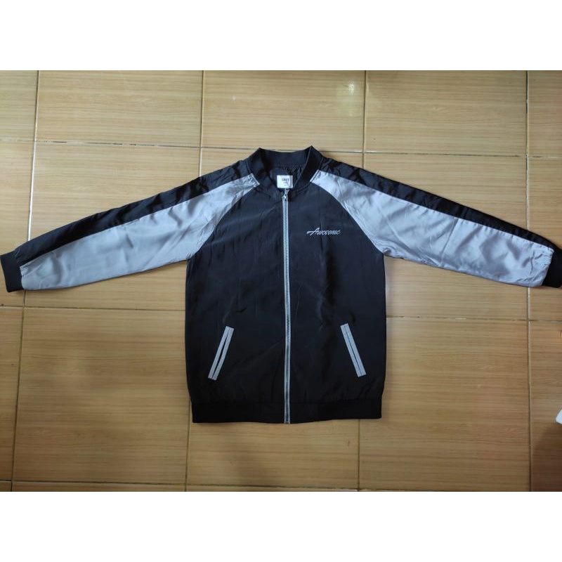 SFT Jaket Bomber Bekas