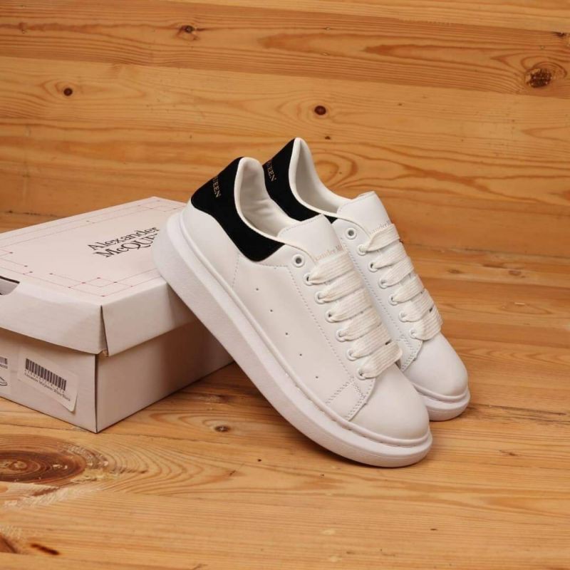 full black alexander mcqueen