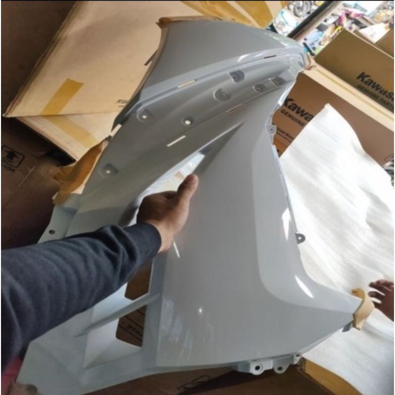 Fairing Body Sayap Samping Ninja 250 fi Putih Sebelah Sisi Original
