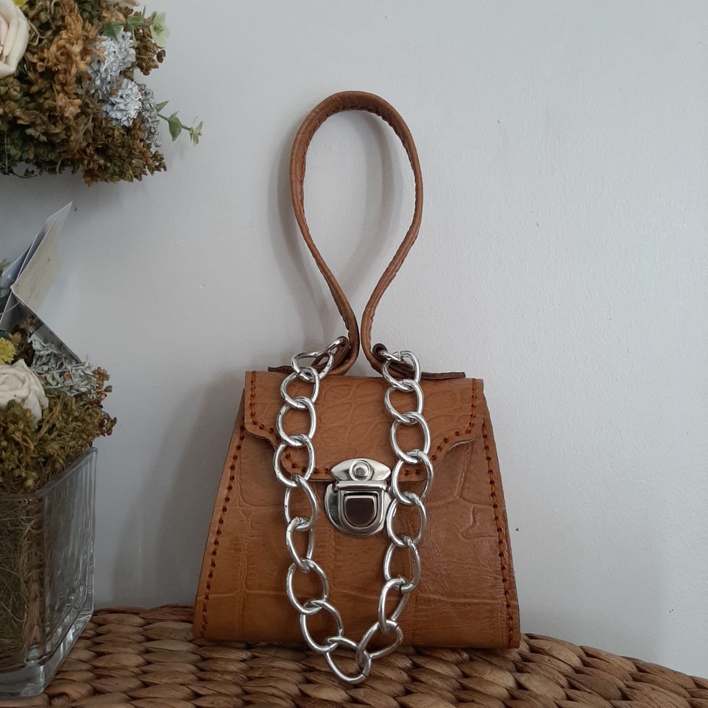 Tas Selempang Wanita Mini Ikatan Cinta Rantai Fashion Lucu Travel Hitam Cewek Polos Kpop Brown Kulit