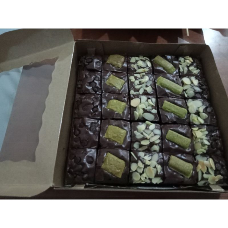 

Brownies Shiny Crust