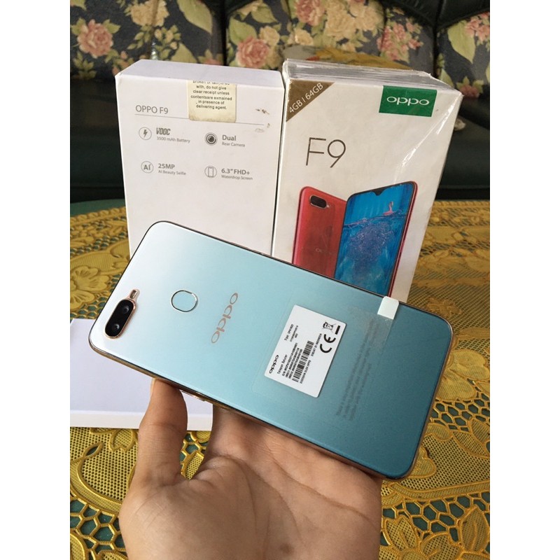 Oppo F9 (4/64) Second/Bekas Like New