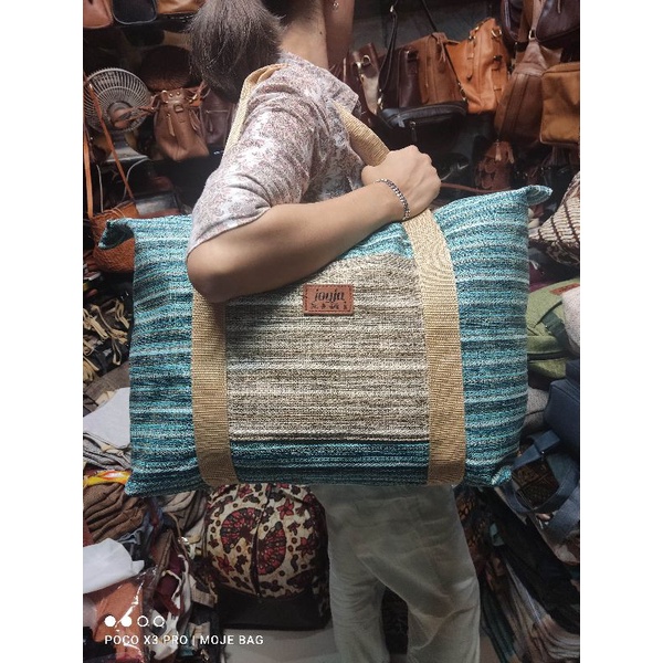 tas travel bag bisa di lipat / tas gym / tas duffel bag bahan goni sintetis termurah by moje jogja