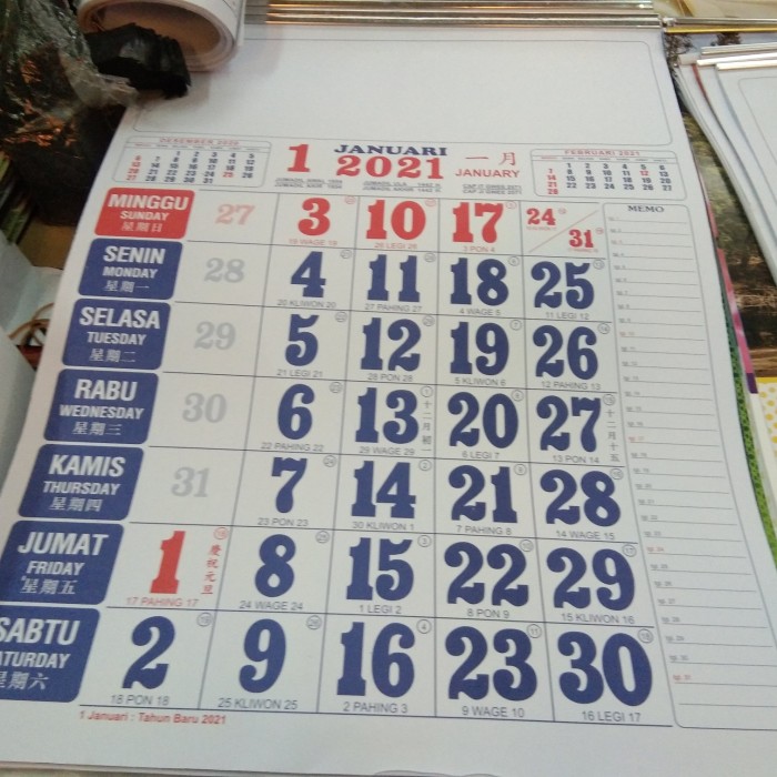 

kalender bulanan 2021 ukurang sedang