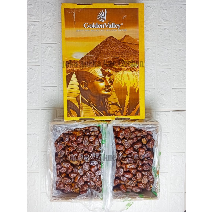 

Kurma Mesir 1kg/kurma mesir/gizza dates/golden valley Korma Mesir