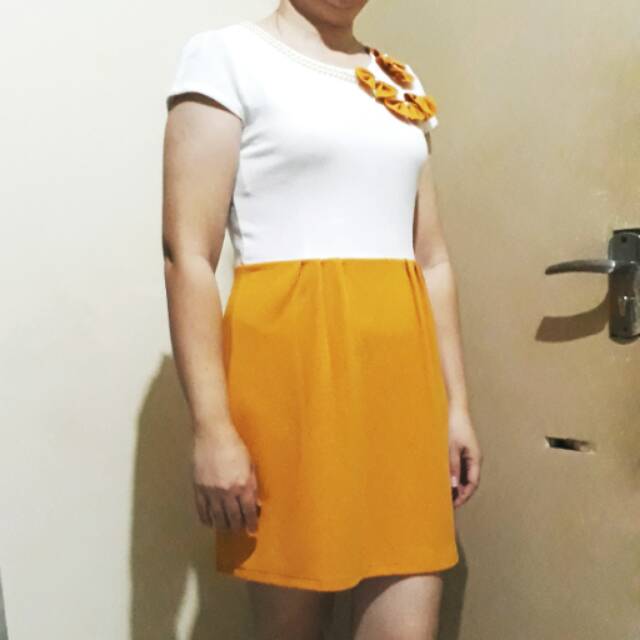 PRELOVED FLOWER DRESS