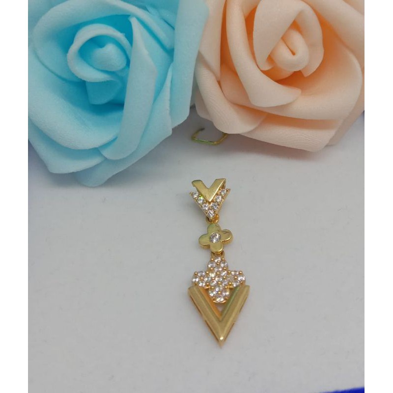 liontin LV emas kuning kadar 700/16k 2.06gr