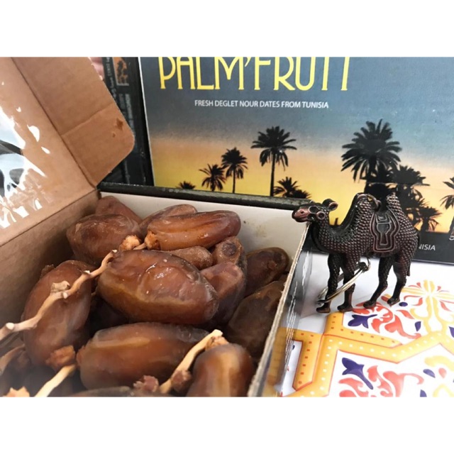 

KURMA PALMFRUIT TUNIS TANGKAI ASLI 500 GRAM