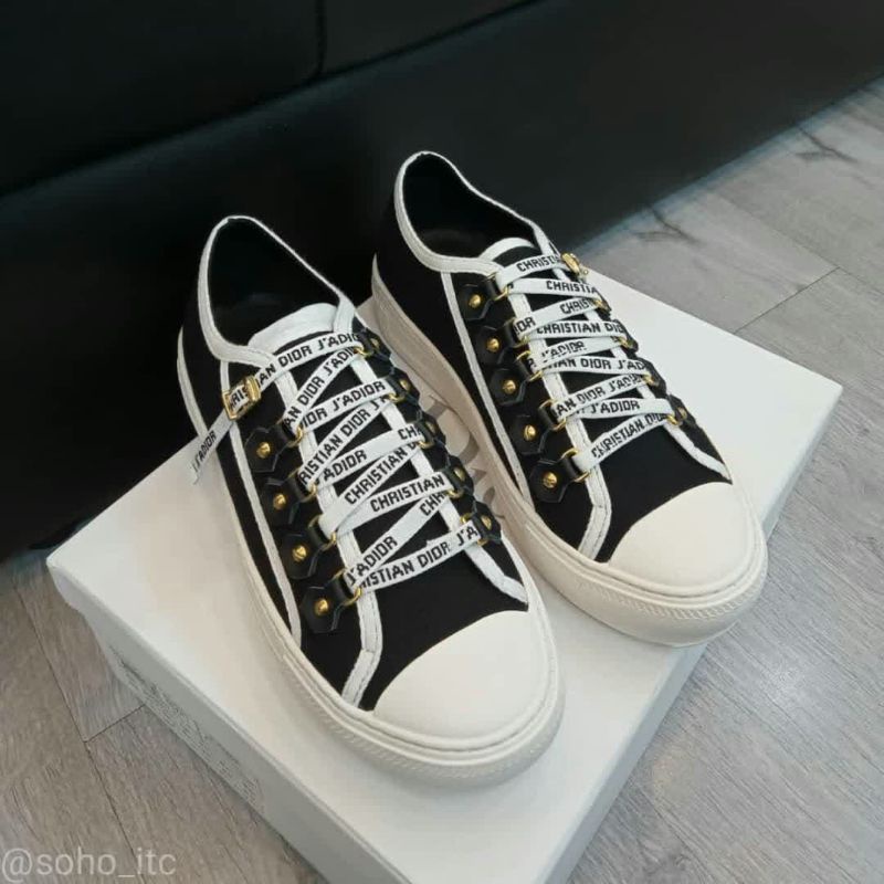 black dior sneakers