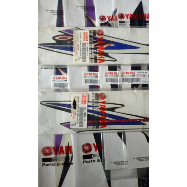 Graphic Striping bodi mio sporty 2004 original YAMAHA