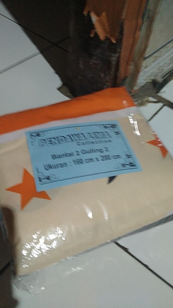 Sprei Star Uk180 200