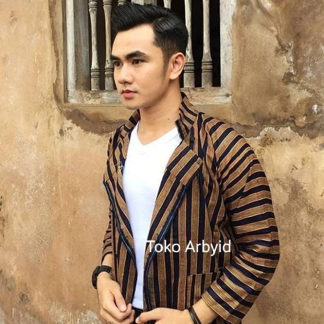 Baju Jawa Pria Dewasa Motif Lurik Coklat Bahan Tenun Halus Pakaian Tradisional  Sorjan