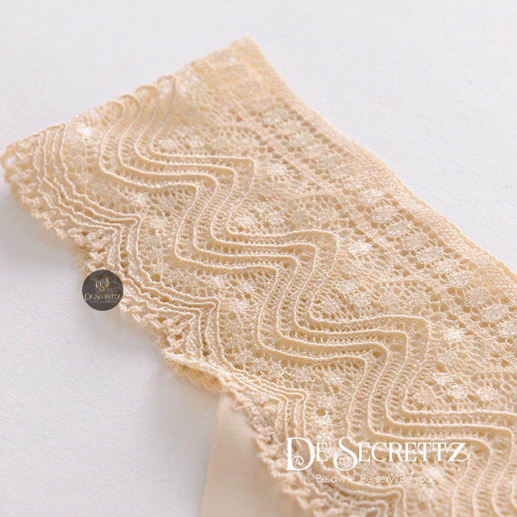 DeSecrettz PANTIES #037 Celana Dalam Wanita, Sexy Lace Seamless Ice Silk Low Waist Thong T