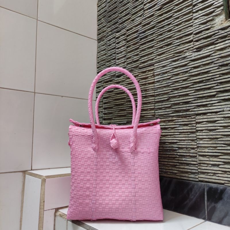 TAS JALI ANYAMAN BALI BOX PREMIUM SIZE L