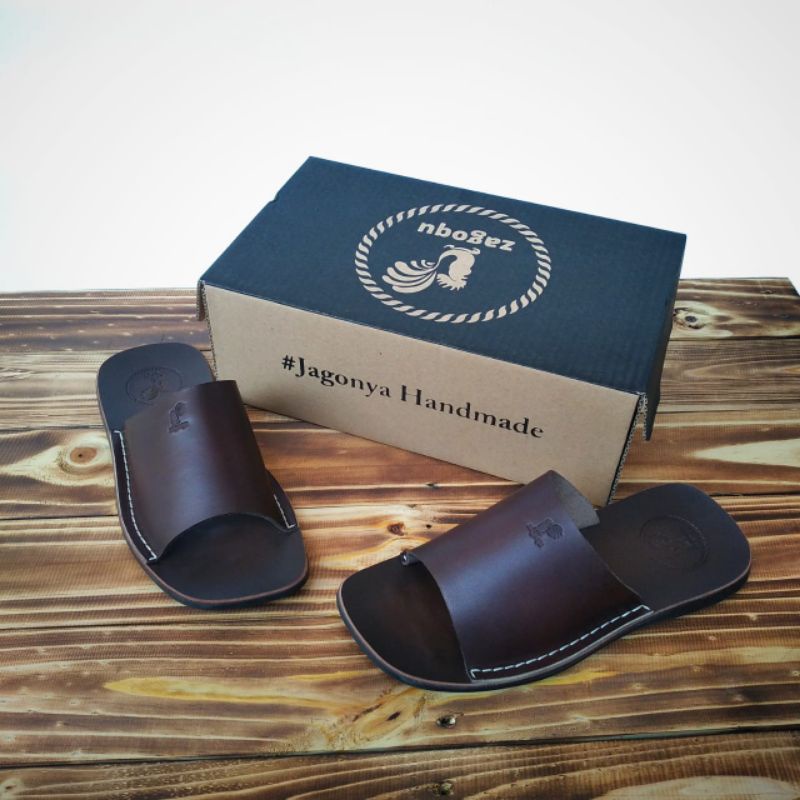 Sandal slop pria kulit asli original/sandal slide pria santai