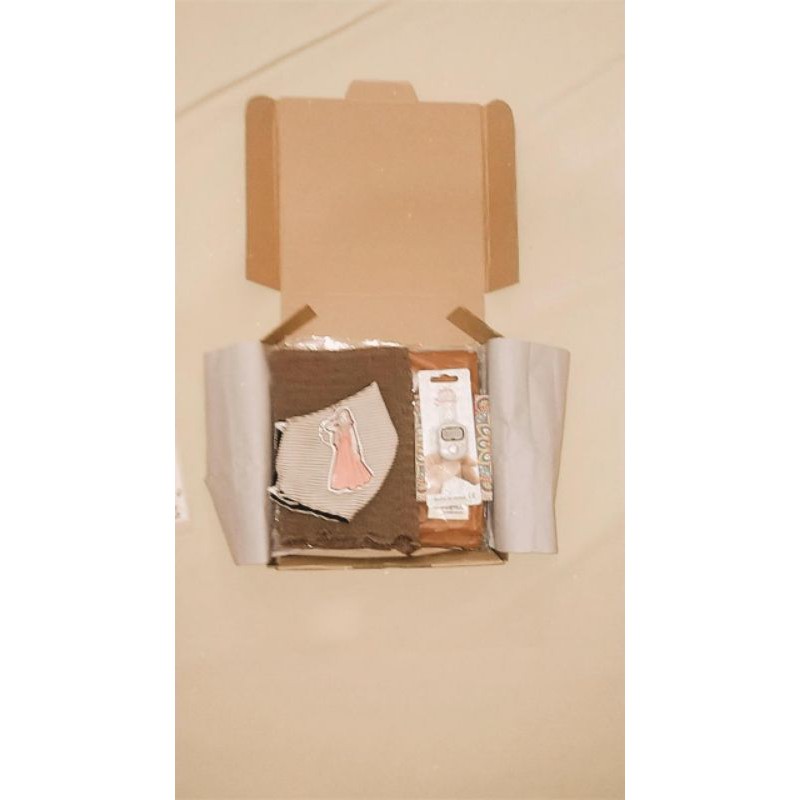 

[Pashmina Abila] Hampers/Hadiah/Kado untuk Sahabat