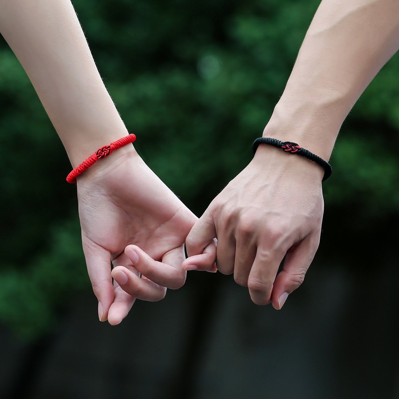 Gelang Tali Kepang Warna Merah Untuk Pasangan