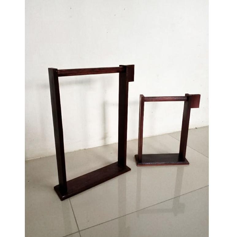

[PRODUK DQNWL] Stand Menu Ukuran A5 dan A4 Stand Nomor Stand Meja Display Stand Pajangan ENE