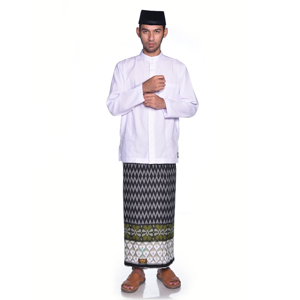 Sarung BHS Gold Royal Motif Ikat Border Dua Warna Hitam Putih