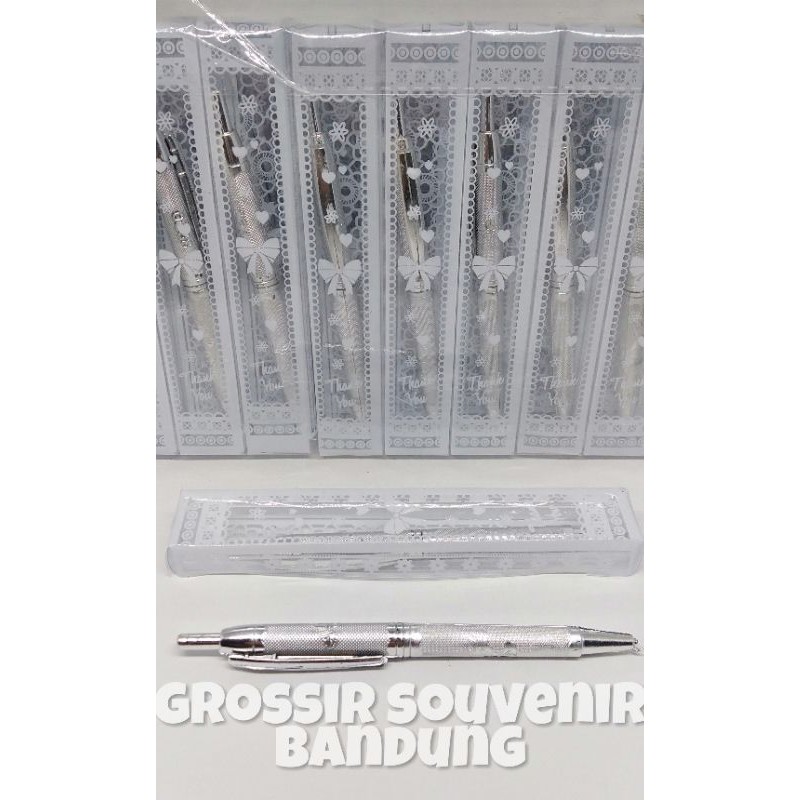 

mdn ISI 50 SOUVENIR PULPEN SILVER KEMAS MIKA
