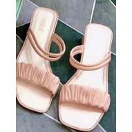 Sandal Slop Hak Wanita 2 Tali Kerut Simpel Cantik Mewah Import MGR Mokaya Morego BALANCE breslin  / SIze 36-40 (713)