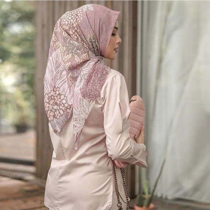 buttonscarves lilac series