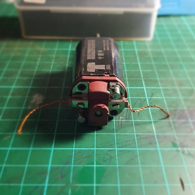 BRUSH CARBON MOTOR DINAMO AEG AIRSOFT