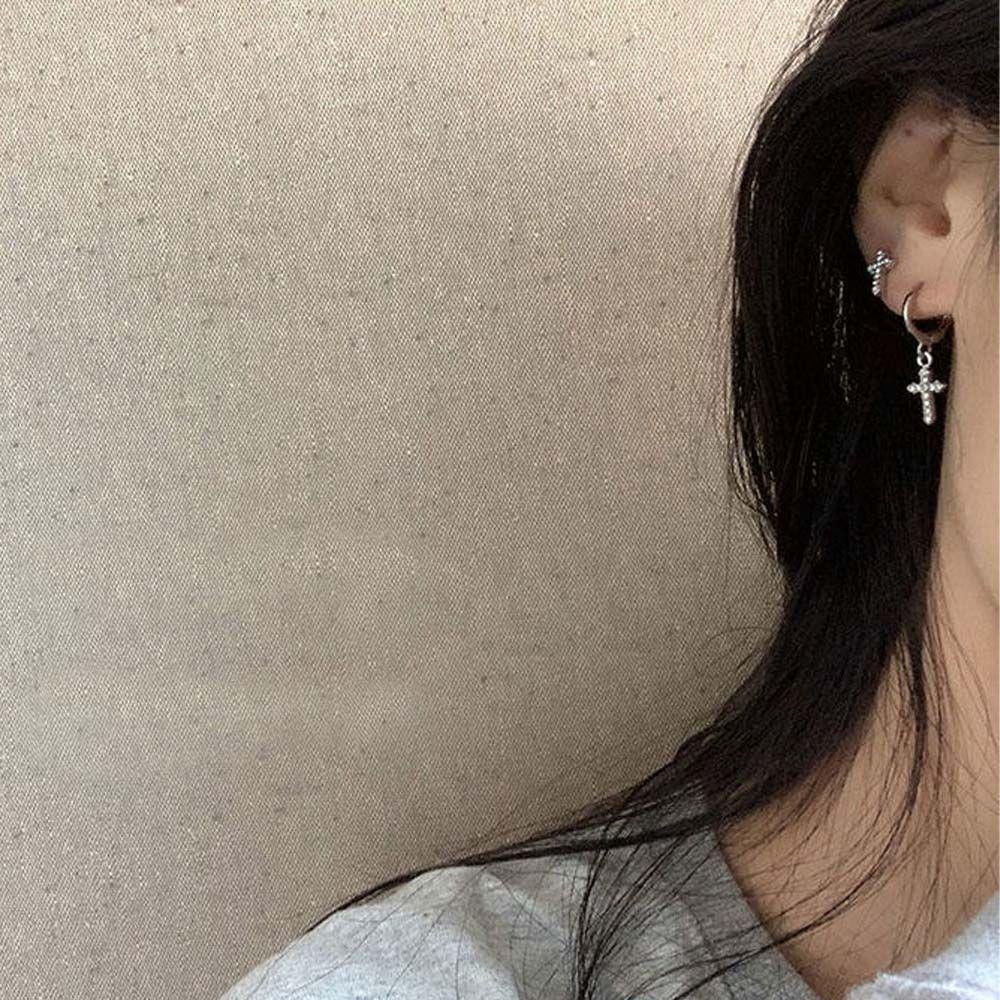 Mxbeauty Cross Stud Earring Temperamen Hadiah Sederhana Asimetris Geometris Berlian Imitasi Gadis Korea Hoop Earrings