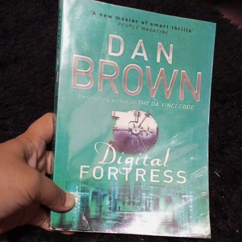 Digital Fortress - Benteng Digital - Dan Brown