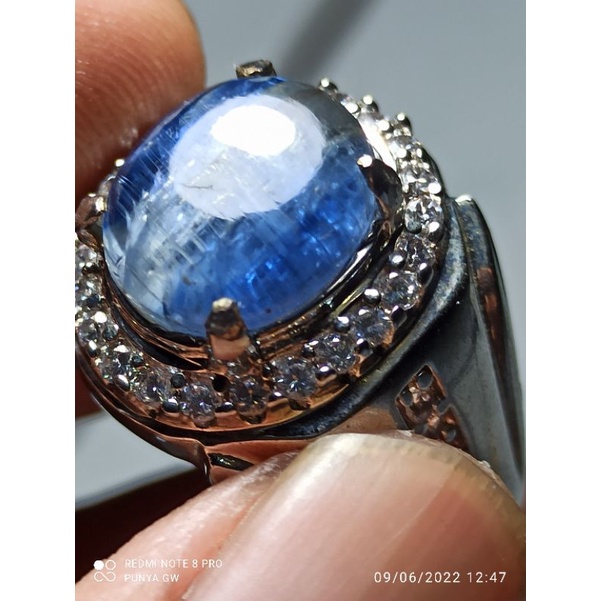 BATU NATURAL BLUE KYANITE