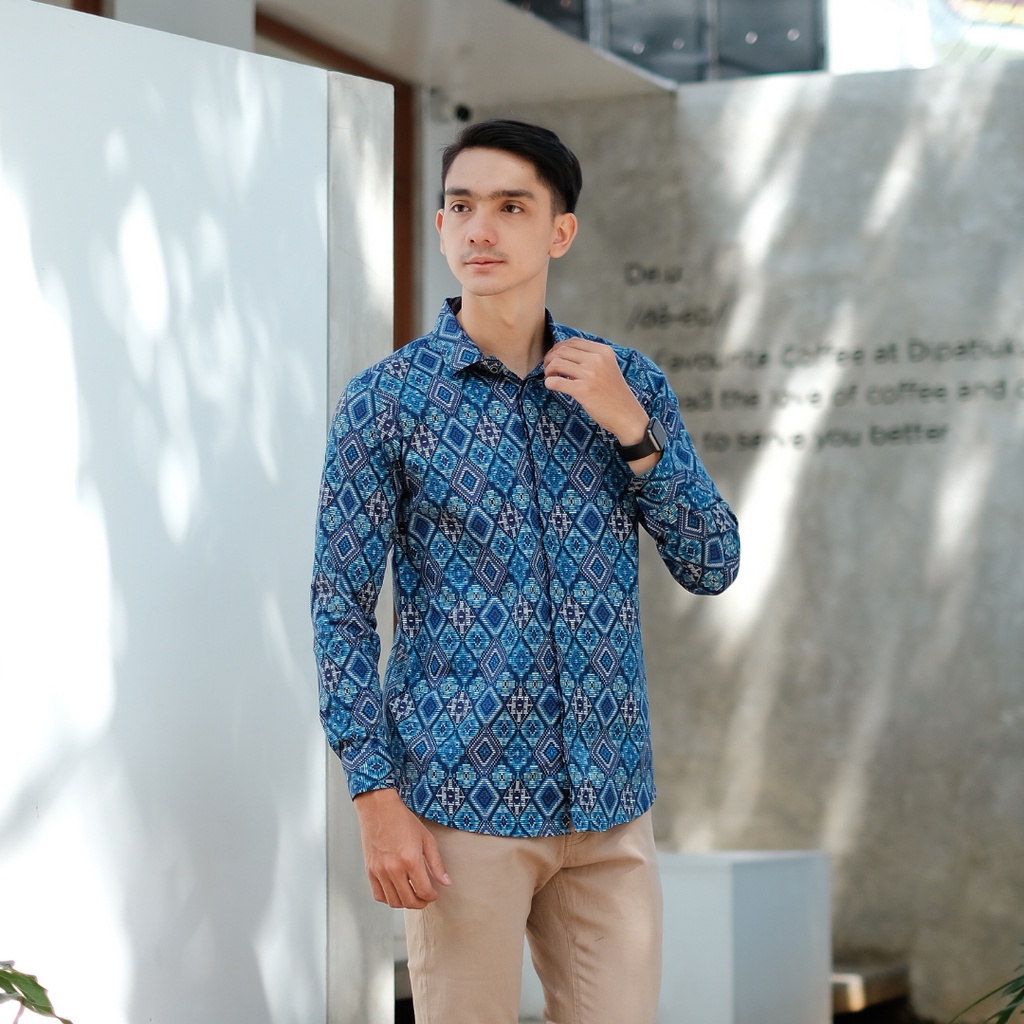 Batik Diamond Navy Pria Panjang /Slimfit / katun stretch casual / formal / kemeja kantor Batik