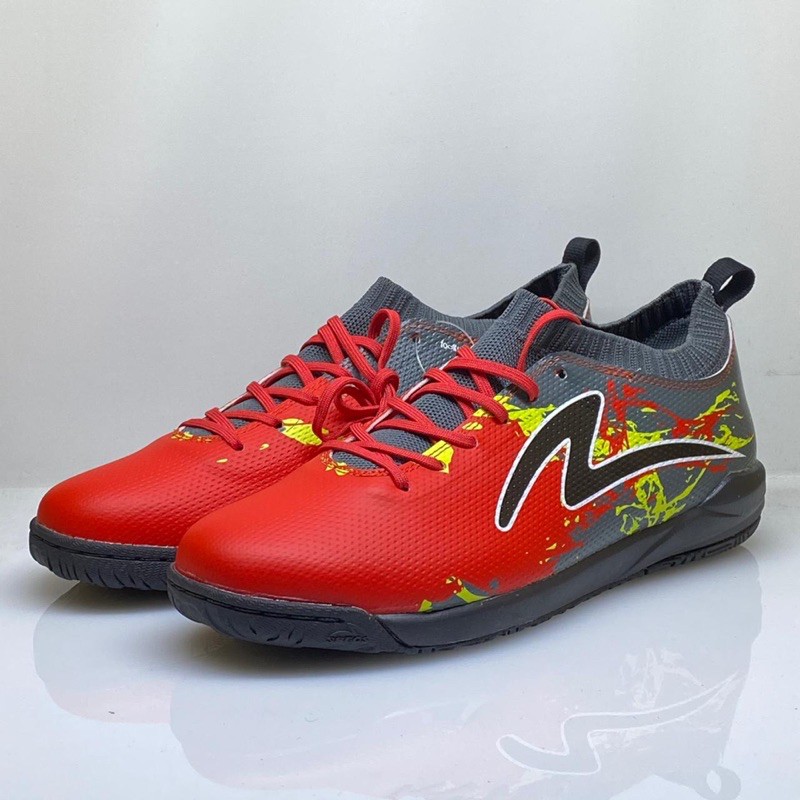 SEPATU FUTSAL OBRAL SPECS CYANIDE TNT 19 IN RED SEPATU FUTSAL