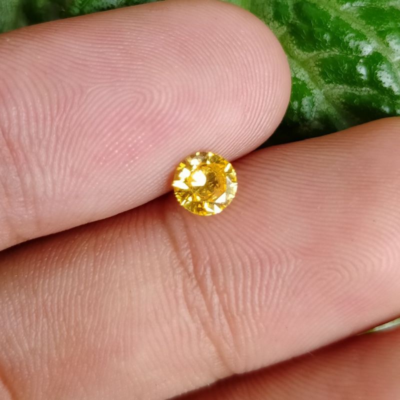 batu permata diamond yellow super bukan akik wulung katilayu kalimaya bacan safir ruby yakut cincin