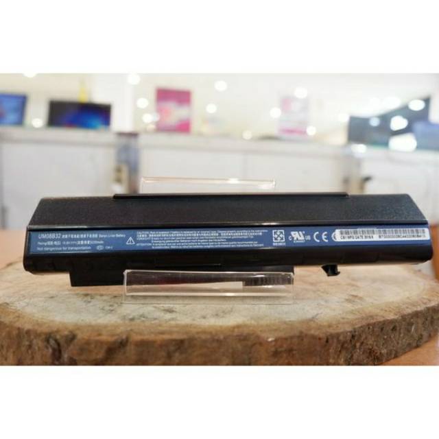 Baterai Laptop ORIGINAL ACER Aspire One  751,751H, AO751,AO751H,ZA3, ZA8, 531, 531H,AO531H, UM09A31,