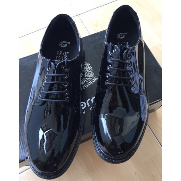 sepatu PDH pria, jatah pembagian TNI AL, sepatu hitam mengkilat/ bocoroco