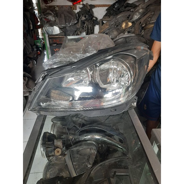 Headlamp Mercedes C Class C200 W204