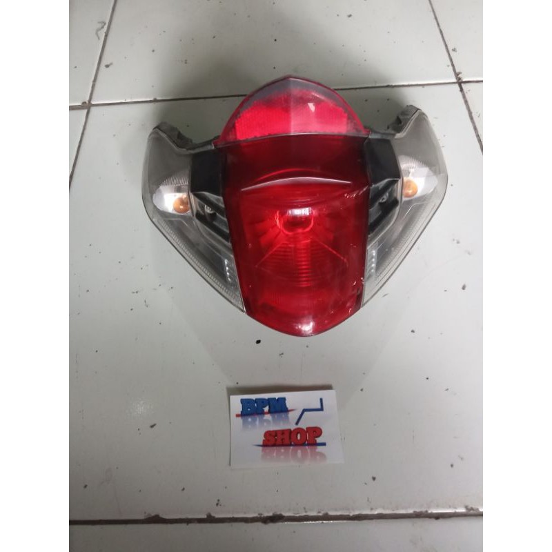 lampu belakang Revo Absolute Revo Fit bekas original