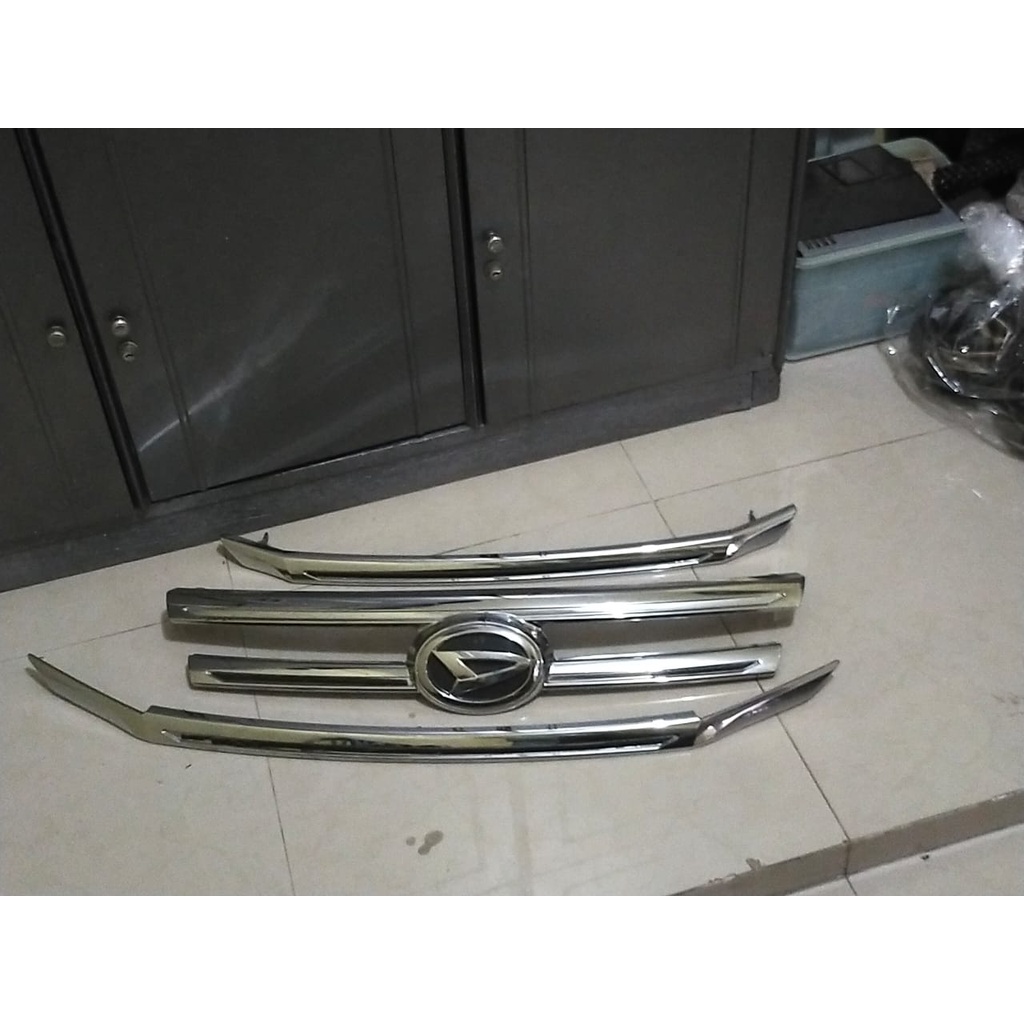 List Grill Depan new Terios