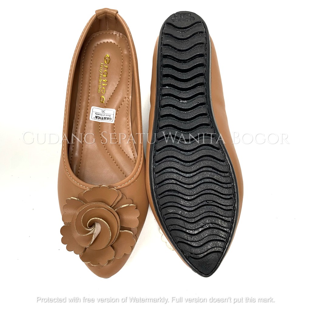 Gratica Sepatu Wanita Flat Shoes B05 B