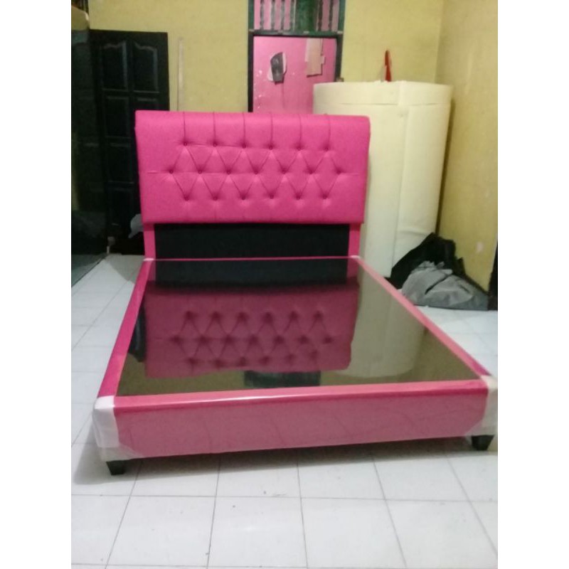 DIVAN MINIMALIS OSKAR UKURAN 180X200