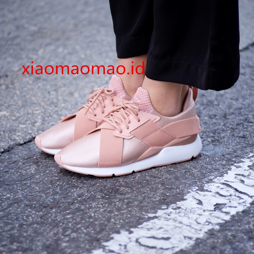 puma muse satin ep peach sneakers