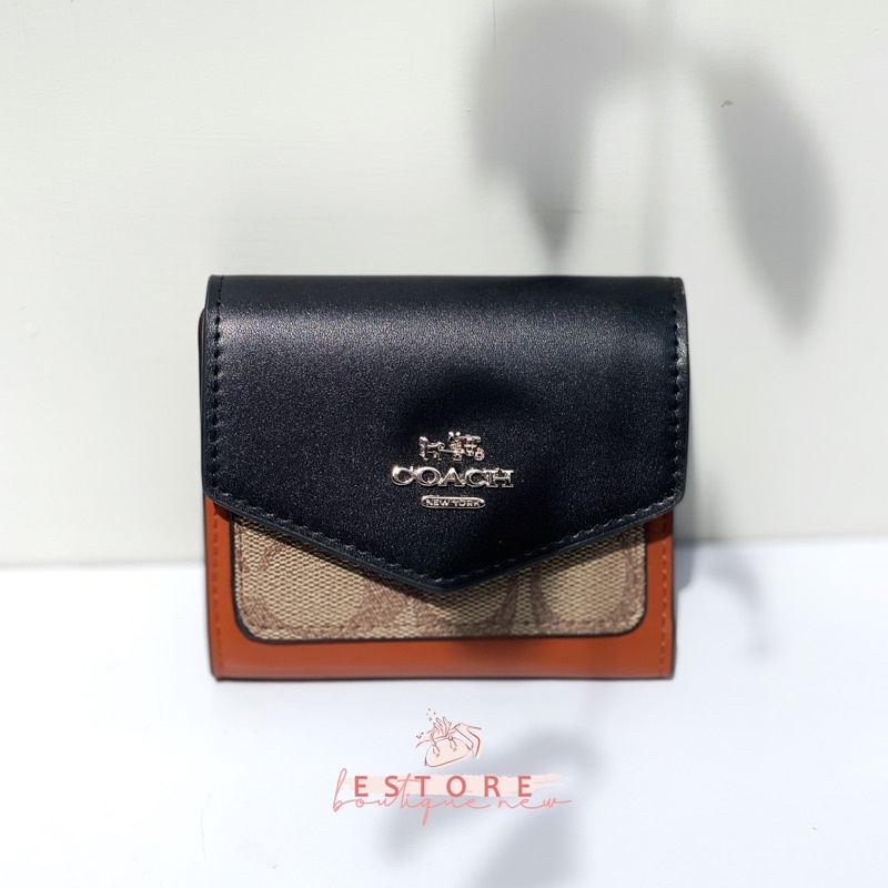 Dompet Wanita C Signature