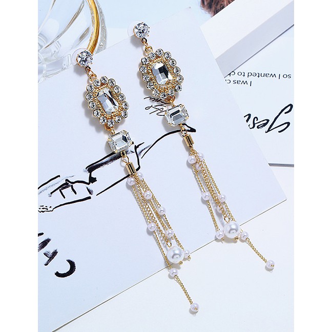LRC Anting Tusuk Fashion Gold Fringed Pearl Earrings F49331