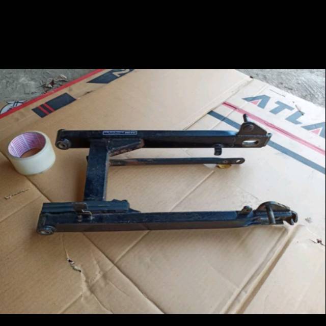 Swing arem arm sasis capit udang garpu re o absolut/revo fit/blade old original